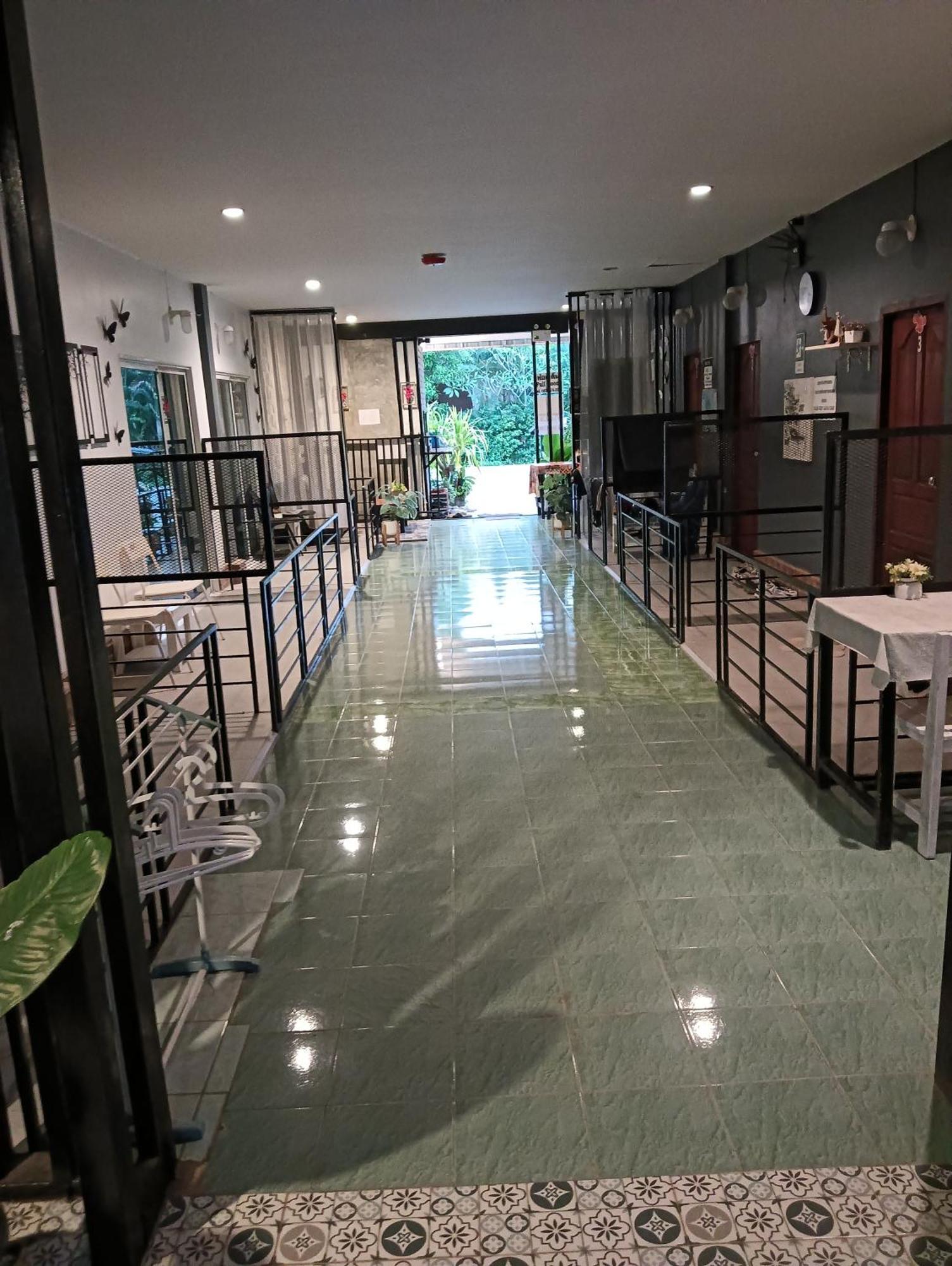 Krabi Nemo House Hostel Ao Nang Buitenkant foto