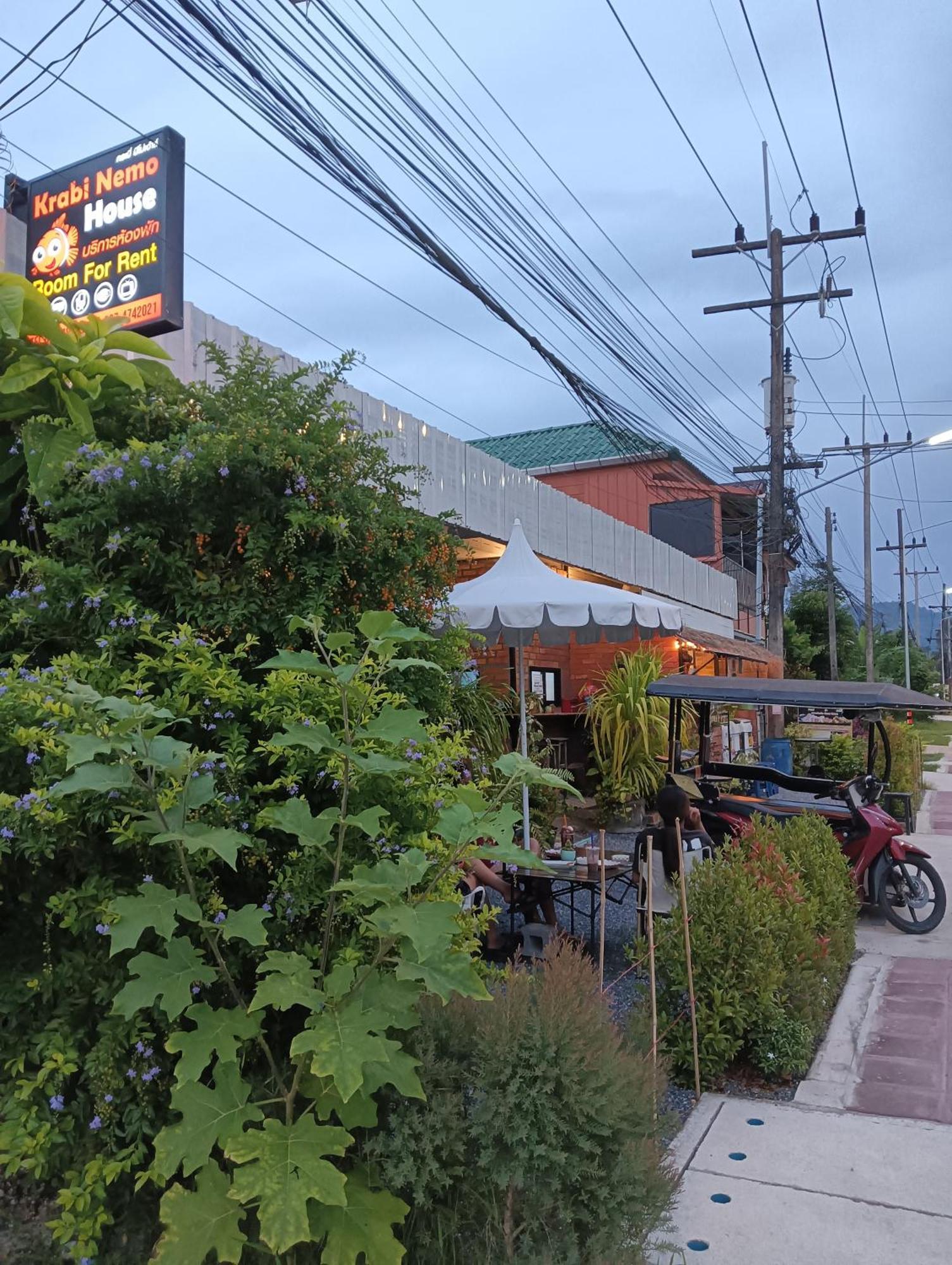 Krabi Nemo House Hostel Ao Nang Buitenkant foto