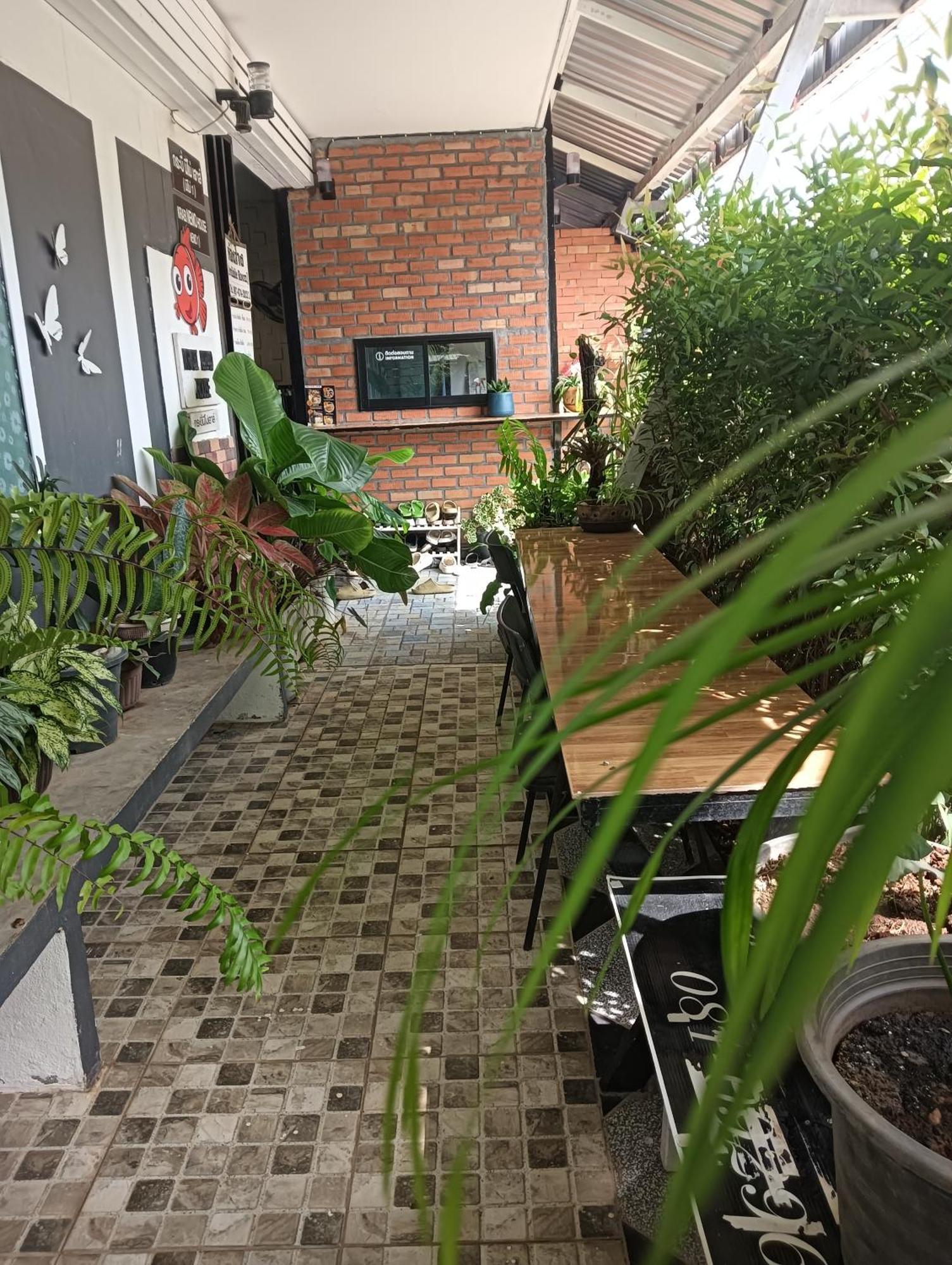 Krabi Nemo House Hostel Ao Nang Buitenkant foto