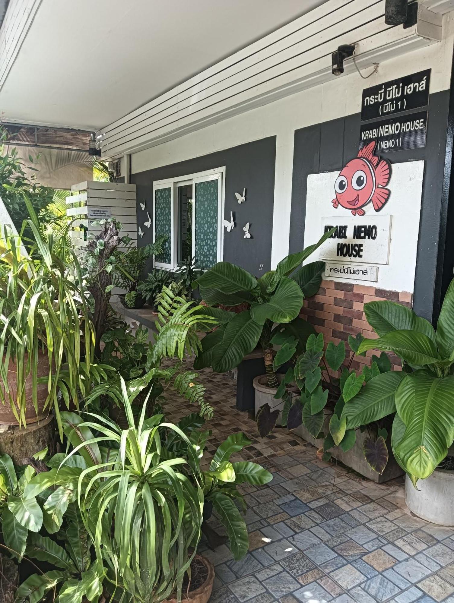 Krabi Nemo House Hostel Ao Nang Buitenkant foto