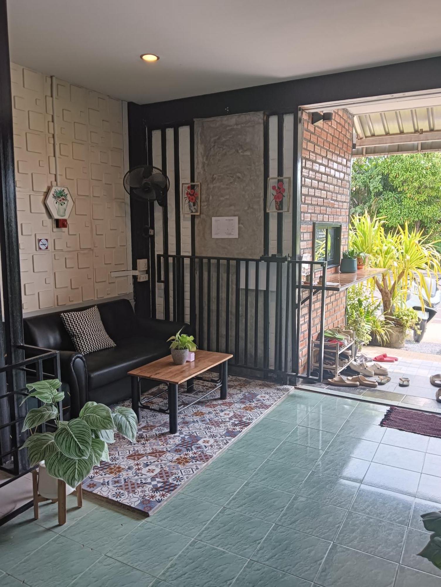 Krabi Nemo House Hostel Ao Nang Buitenkant foto