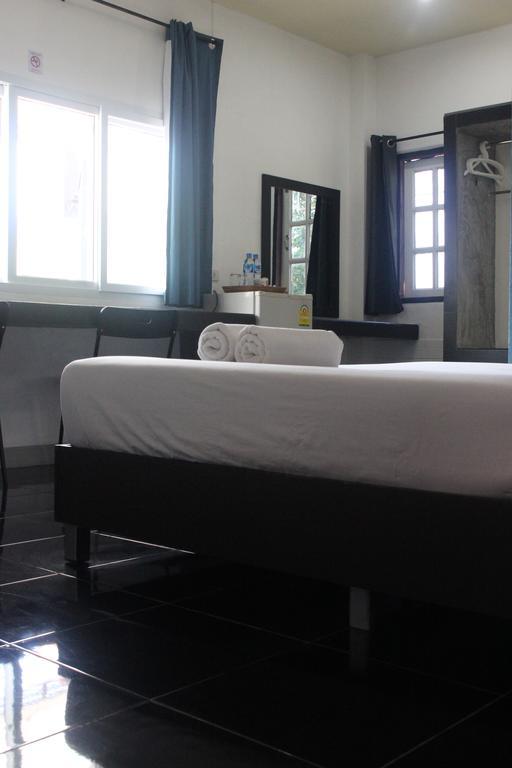 Krabi Nemo House Hostel Ao Nang Buitenkant foto